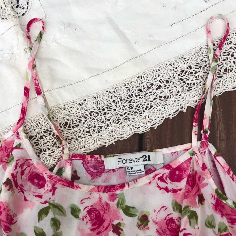 F21 ROSE TOP - Picture 2 of 4